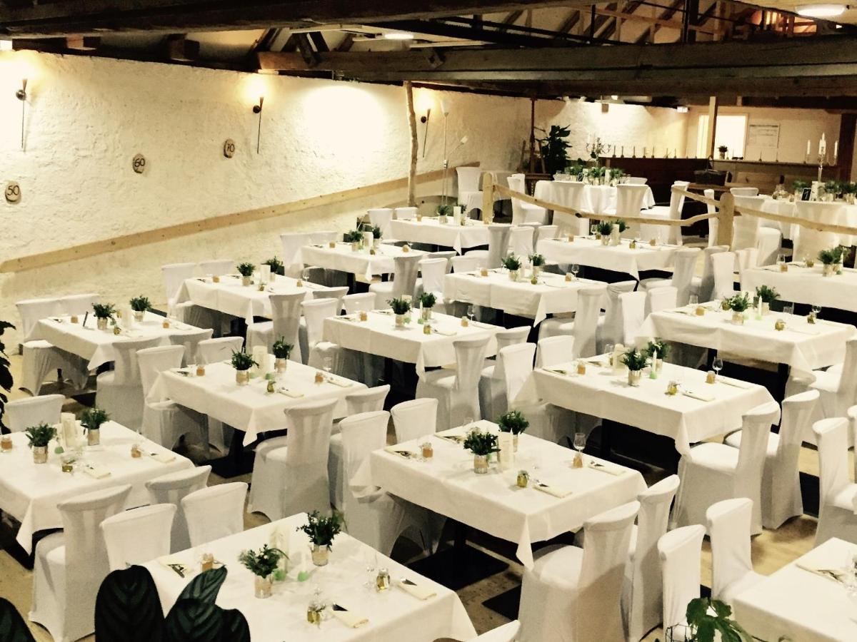 Dein Gutshof Hotel & Ferienwohnungen Gorlitz Bagian luar foto