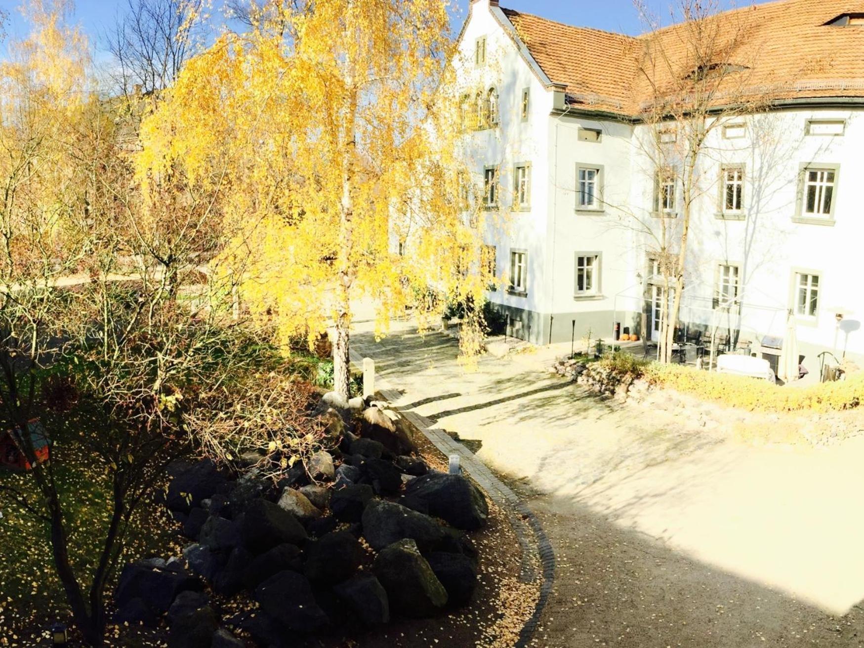 Dein Gutshof Hotel & Ferienwohnungen Gorlitz Bagian luar foto