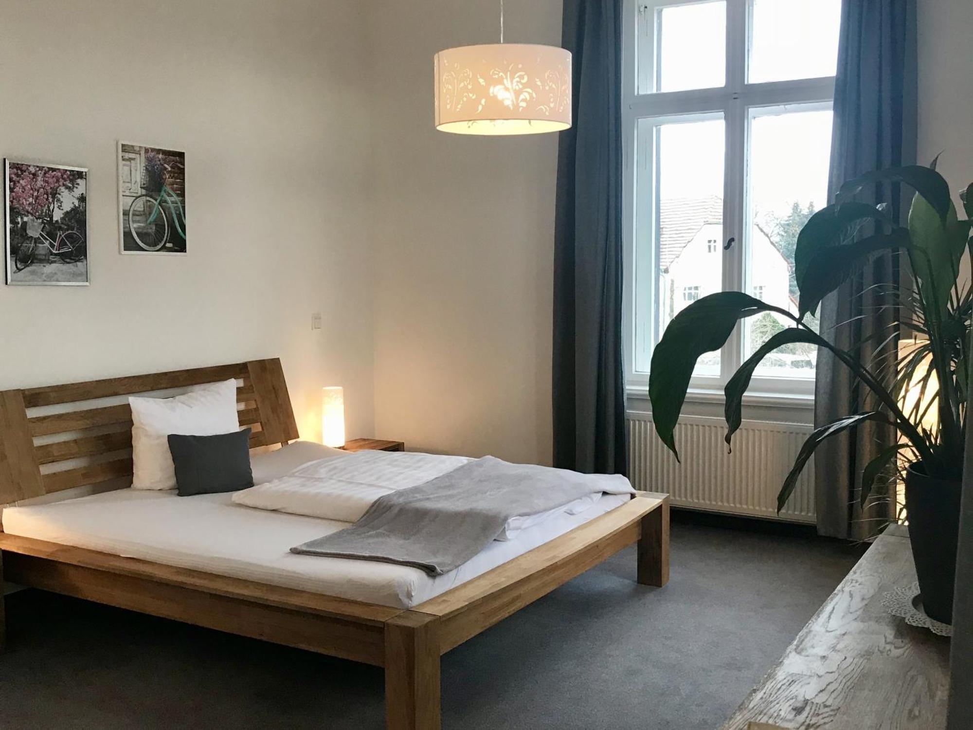 Dein Gutshof Hotel & Ferienwohnungen Gorlitz Ruang foto