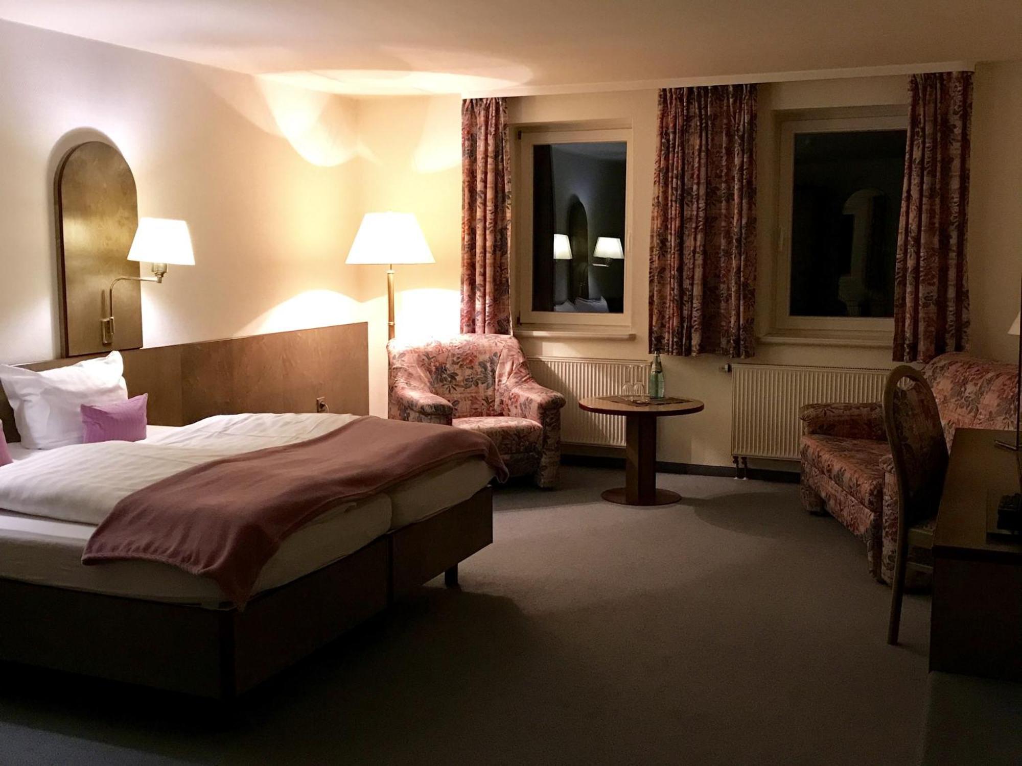 Dein Gutshof Hotel & Ferienwohnungen Gorlitz Ruang foto