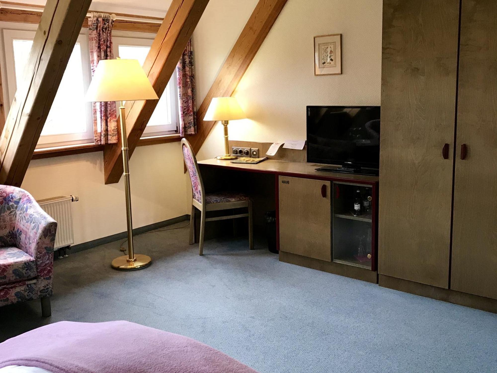 Dein Gutshof Hotel & Ferienwohnungen Gorlitz Ruang foto